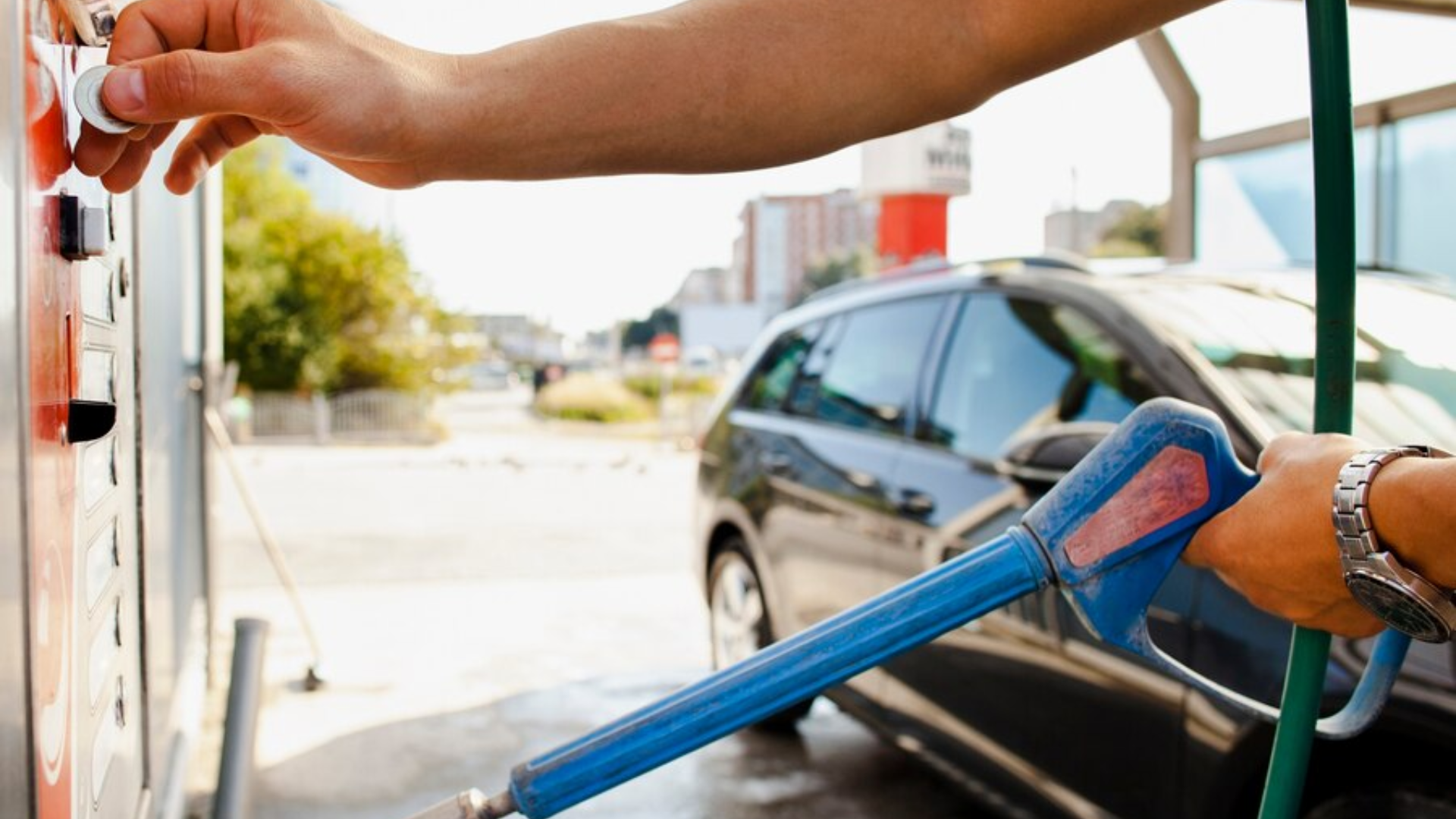 Risks and Challenges of Running a Truck Wash Business