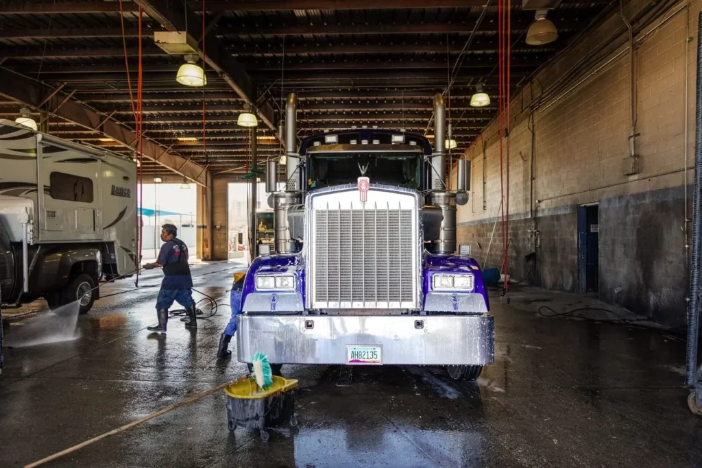 Find the Best Semi Truck Wash Near Me: Essential Tips and Benefits